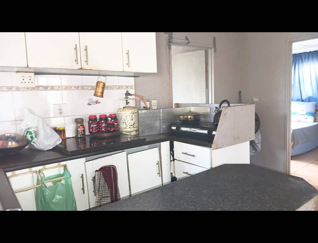 3 BEDROOM HOUSE FOR SALE IN BLUFF